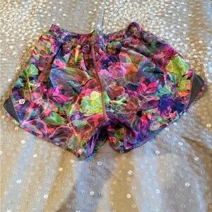 Lululemon Hottie Hot Shorts, Size 2 or 4 Multicolored